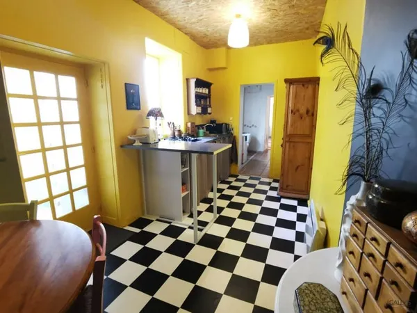 Appartement rénové avec patio - Hyper-centre de Saujon