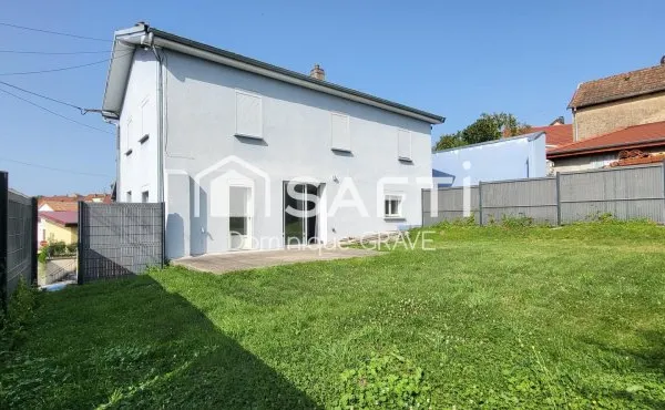 Maison composée de 2 appartements - Beaucourt