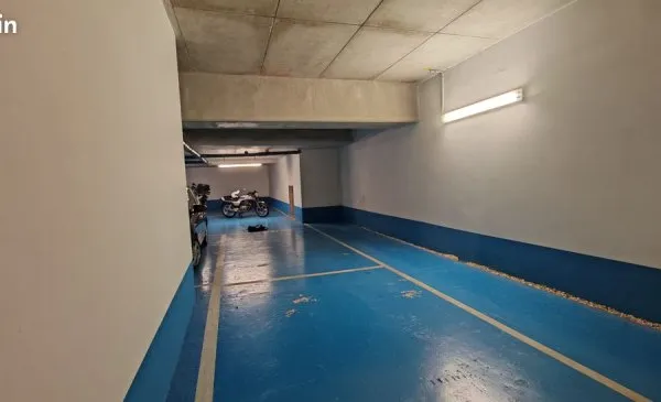 Location d'emplacement moto parking sécurisé 92100