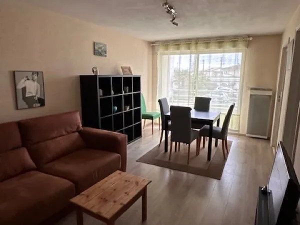 Location meublé T2 Merignac