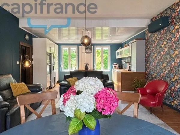 À Vendre - Maison de Maître d'Exception et cabinet médical en Centre-Ville d'Anor (59)