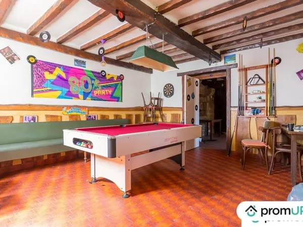 Maison 8 pièces 200 m² - 61230 Gacé