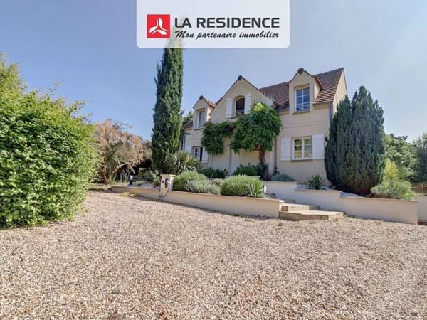Maison 7 pièces 147 m²
