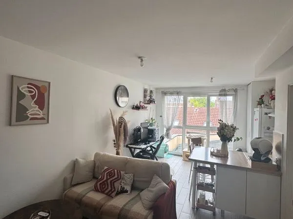 T2 de 40m2 dans résidence neuve et sécurisée - 2 places de parking - Pont-de-Metz - 635 CC