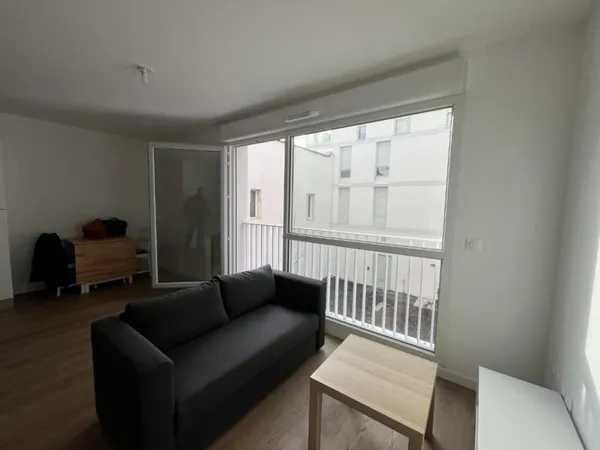 A LOUER - APPARTEMENT T2 MEUBLE - 47 m2 - BORDEAUX