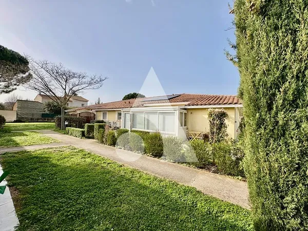 Maison dans une résidence sécurisée