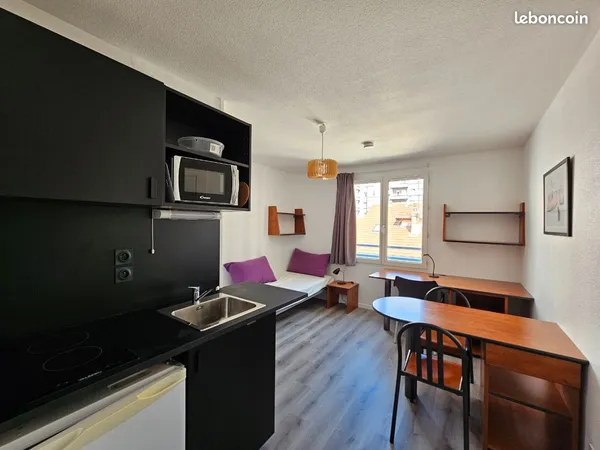 Studio neuf meublé 19m2 proche Fac
