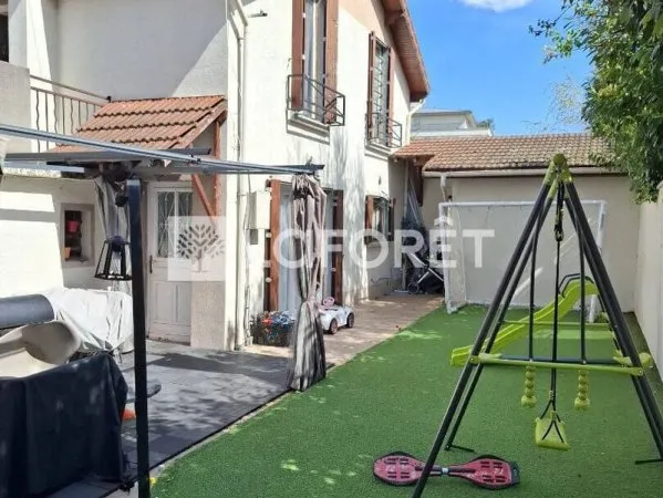 Maison 5 pièces 97 m²