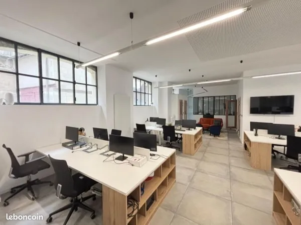 Bureaux 175 m²