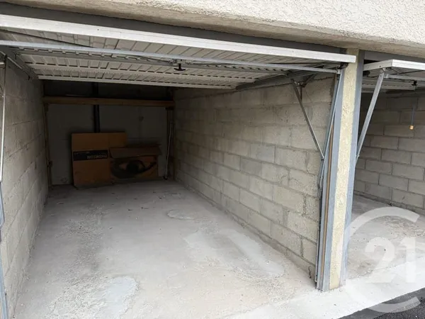 Parking 10 m²