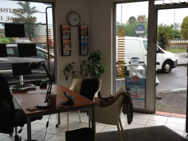 TOURNEFEUILLE LOCAL COMMERCIAL 45m2 sur artère principale