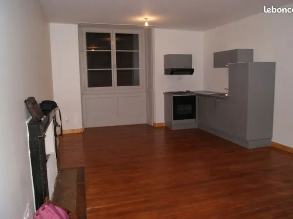 Studio en location 23, rue Battant Besançon 2ème étage