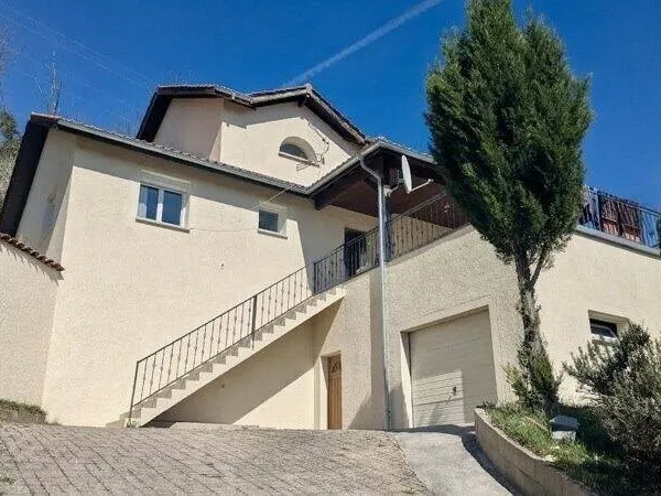 Maison 5 pièces 137 m²
