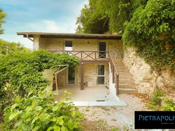 Maison troglodyte entièrement rénovée