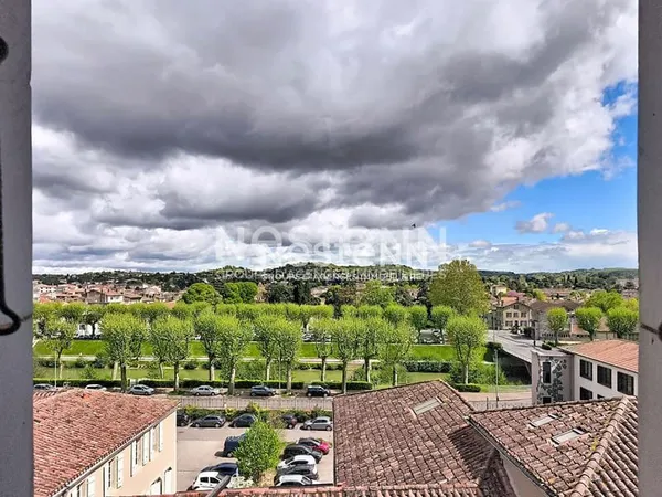 Maison de ville à rénover avec vue imprenable à Auch - Investissement idéal