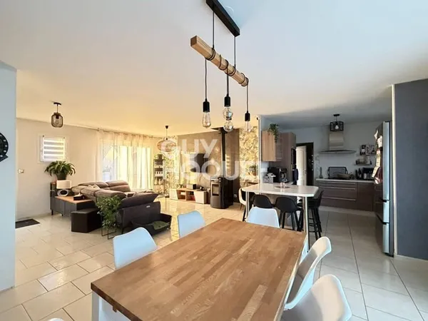 Maison 6 pièces 145 m²