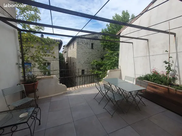 Colocation étudiante Avignon centre avec terrasse supendue