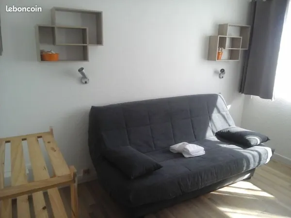 Loue studio meuble