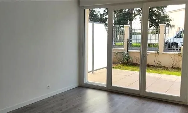 Appartement - RDC - 45 m2 - 2 pièces - Vide