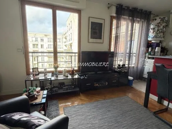 Vends studio - 28.22m² - 1 pièce - Saint-Mandé 94160