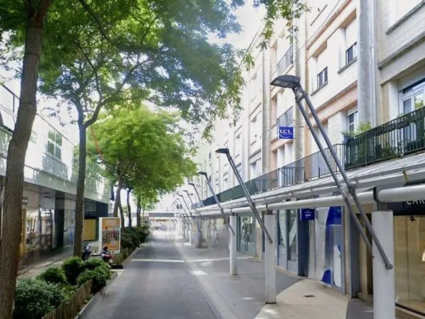Parking 11 m²