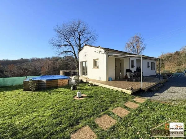 Maison de plain-pied 8 pièces 157 m²