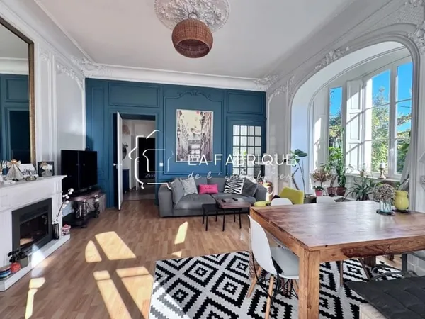 APPARTEMENT T3 bis - PAU - PROCHE CENTRE VILLE