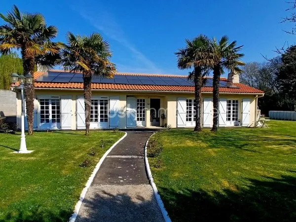 Maison 8 pièces 154 m²