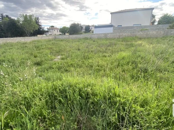 Terrain 455 m²