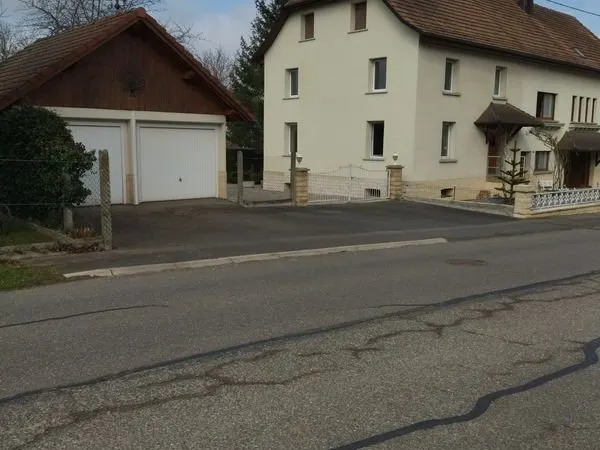 Loue maison jumelée