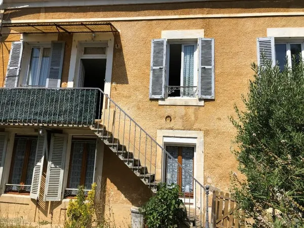 APPARTEMENT AVEC JARDIN VENDU LOUE
