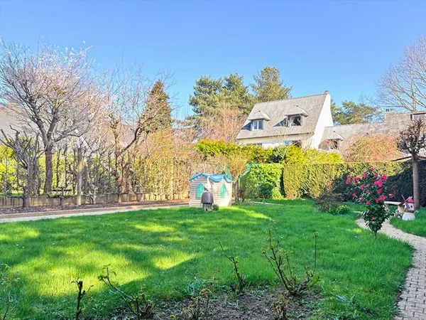 Maison familiale avec jardin - 3 chambres - Environnement résidentiel paisible