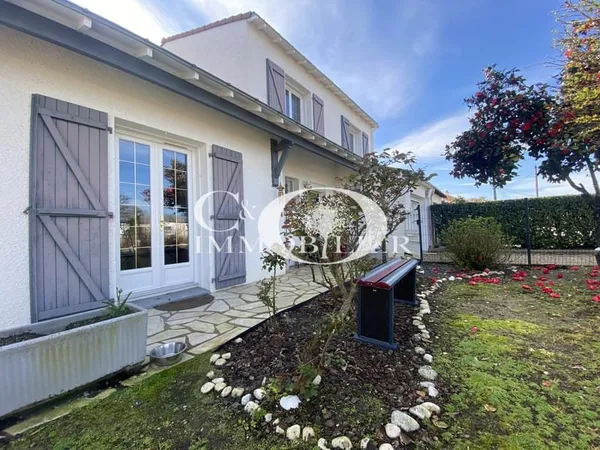 Belle maison familiale dans le bourg