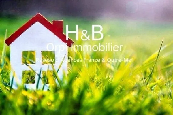 Terrain constructible 803 m²