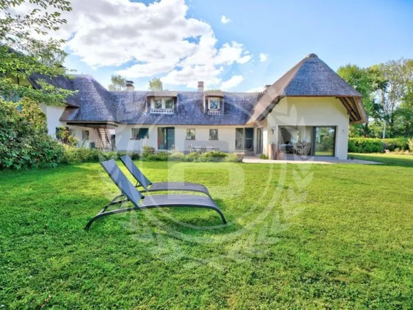 Villa 13 pièces 480 m²