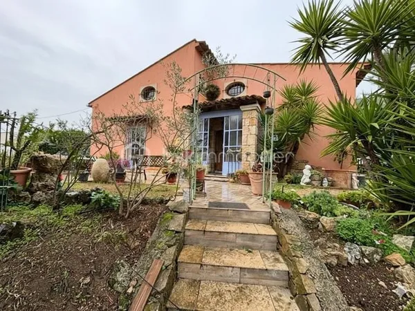 Maison / Villa spacieuse dans un havre de paix en pleine nature