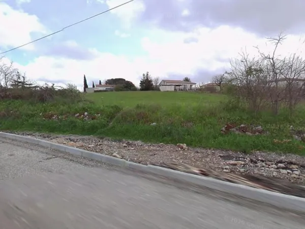 Terrain 450 m²