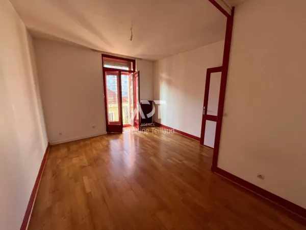 Appartement 2 pièces 61 m²