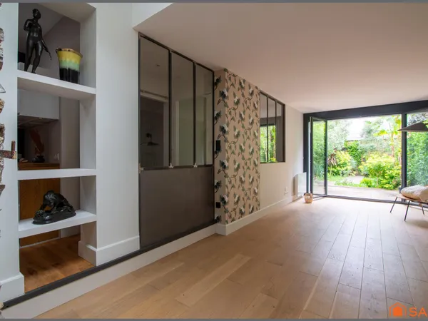 Maison rénovée avec jardin intimiste 3/4 pièces de 80 m2 100m2 au sol