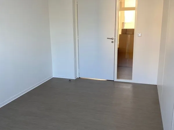 Bureau Neuf 12m² - Villenave d'Ornon (Rocade Sortie 18)