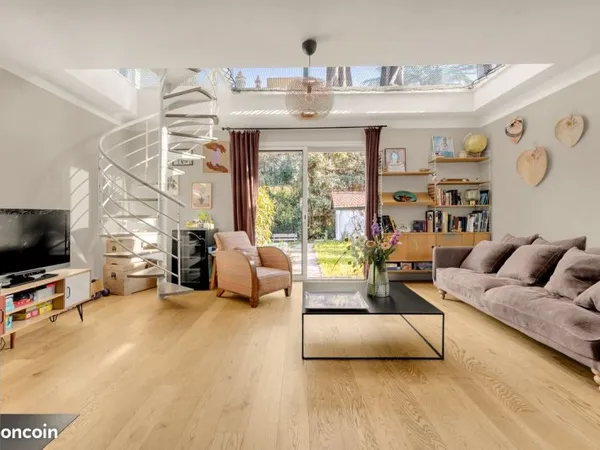 Maison 5 pièces 137 m²