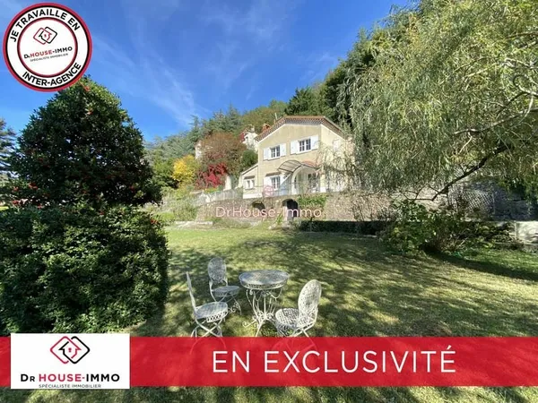 EXCLUSIVITÉ - VALS-LES-BAINS, Maison familiale au coeur de Vals-les-Bains, jolie vue et parc paysage