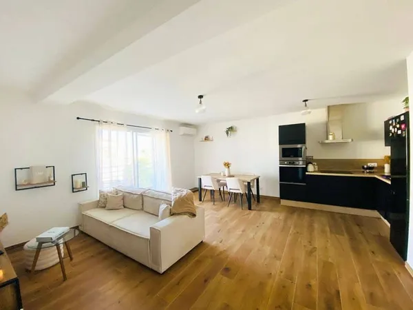 Appartement 1 pièce 52 m²