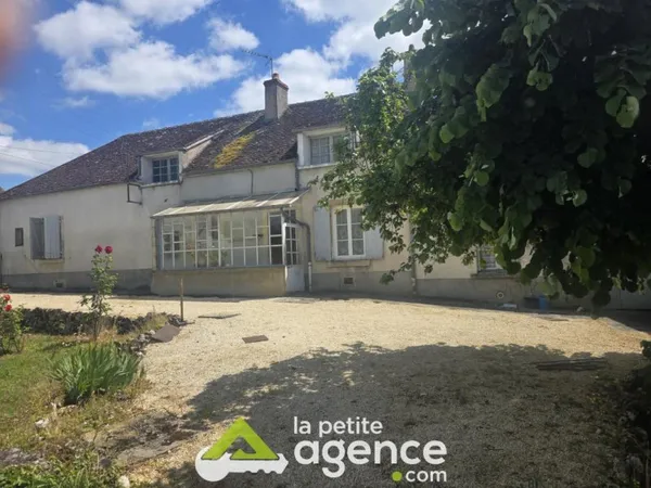 DUN SUR AURON : Grande maison édifiée sur 1178 m2 de terrain