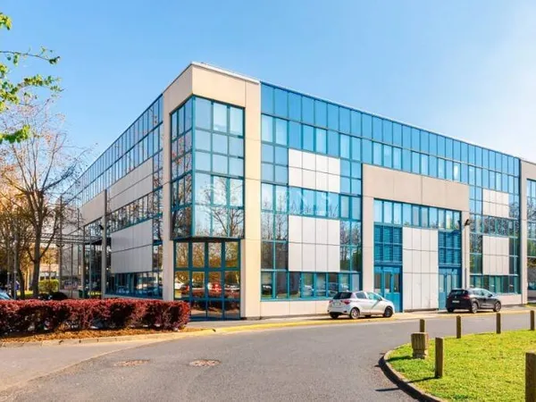 Bureaux 352 m²