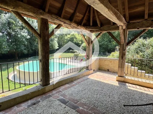 Moulin du 17ème siècle à Issac (24400)