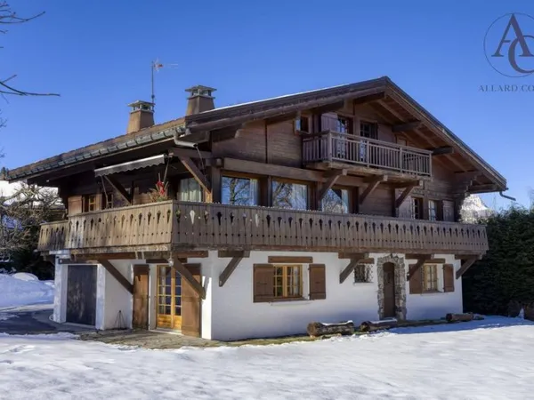 Maison de luxe 8 pièces 192 m²