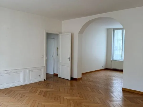 F4 + Parking - 52 Rue de Buffon