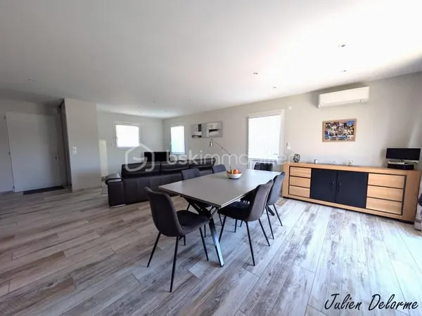 Maison de plain-pied - 3 à 4 chambres - Garage 32 m²