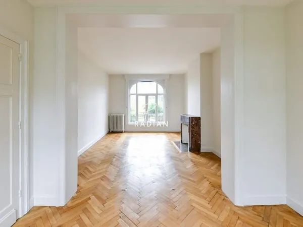 Maison 7 pièces 224 m²